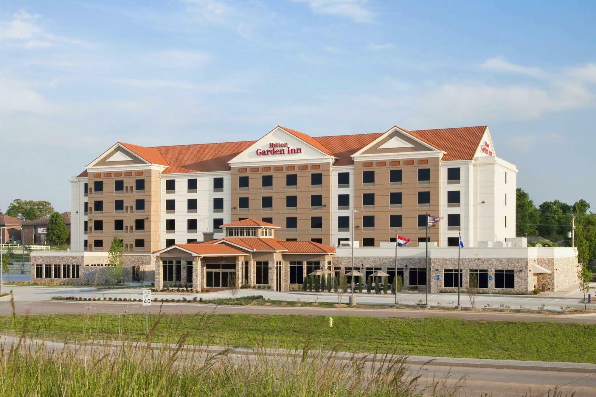 Hilton Garden Inn Springfield, Mo Exterior foto